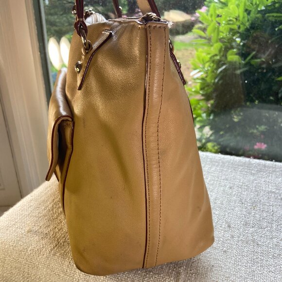 Kate Spade New York Tan buttery soft leather large satchel hand bag - Picture 3 of 9